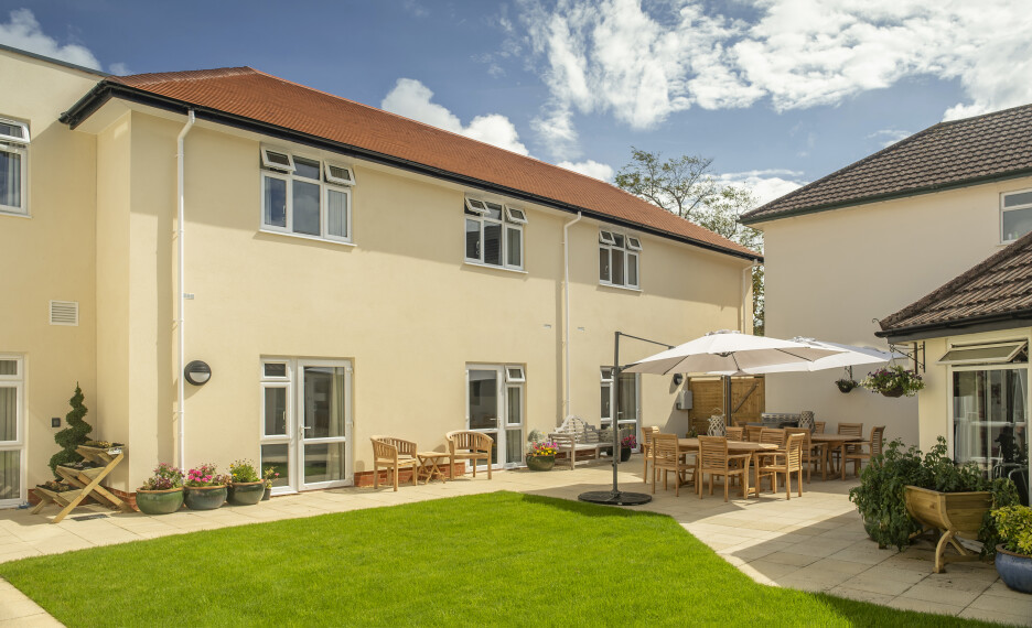Highcliffe luxury care home in Highcliffe